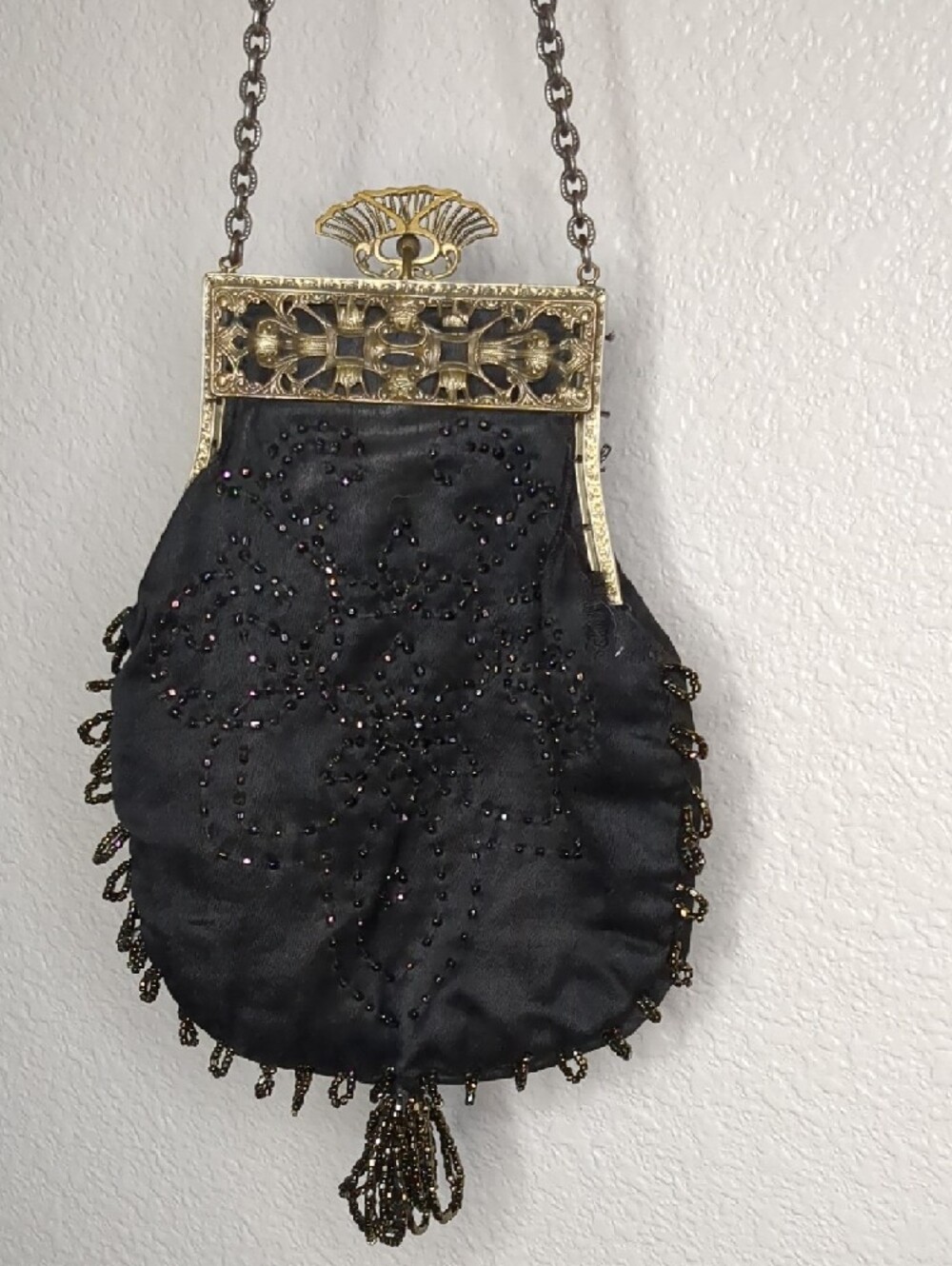 1920s Art Nouveau Beaded Evening Bag Black Brass Kisslock Purse